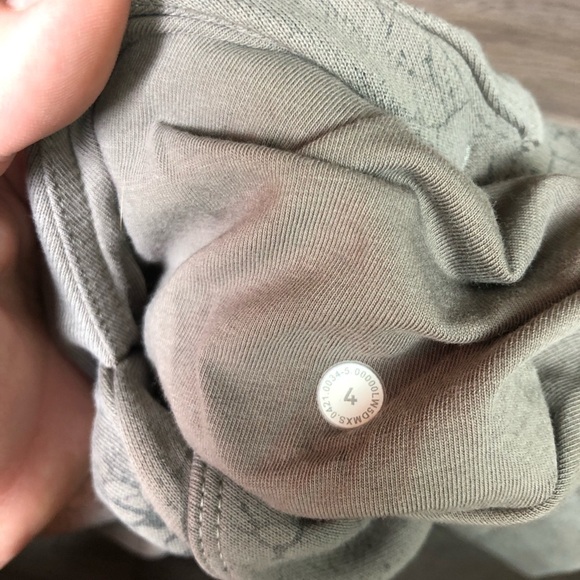 Lululemon Women's Jogger Size 4 Cotton Terry Thread Dye Rover Black Athleisure - Picture 9 of 9